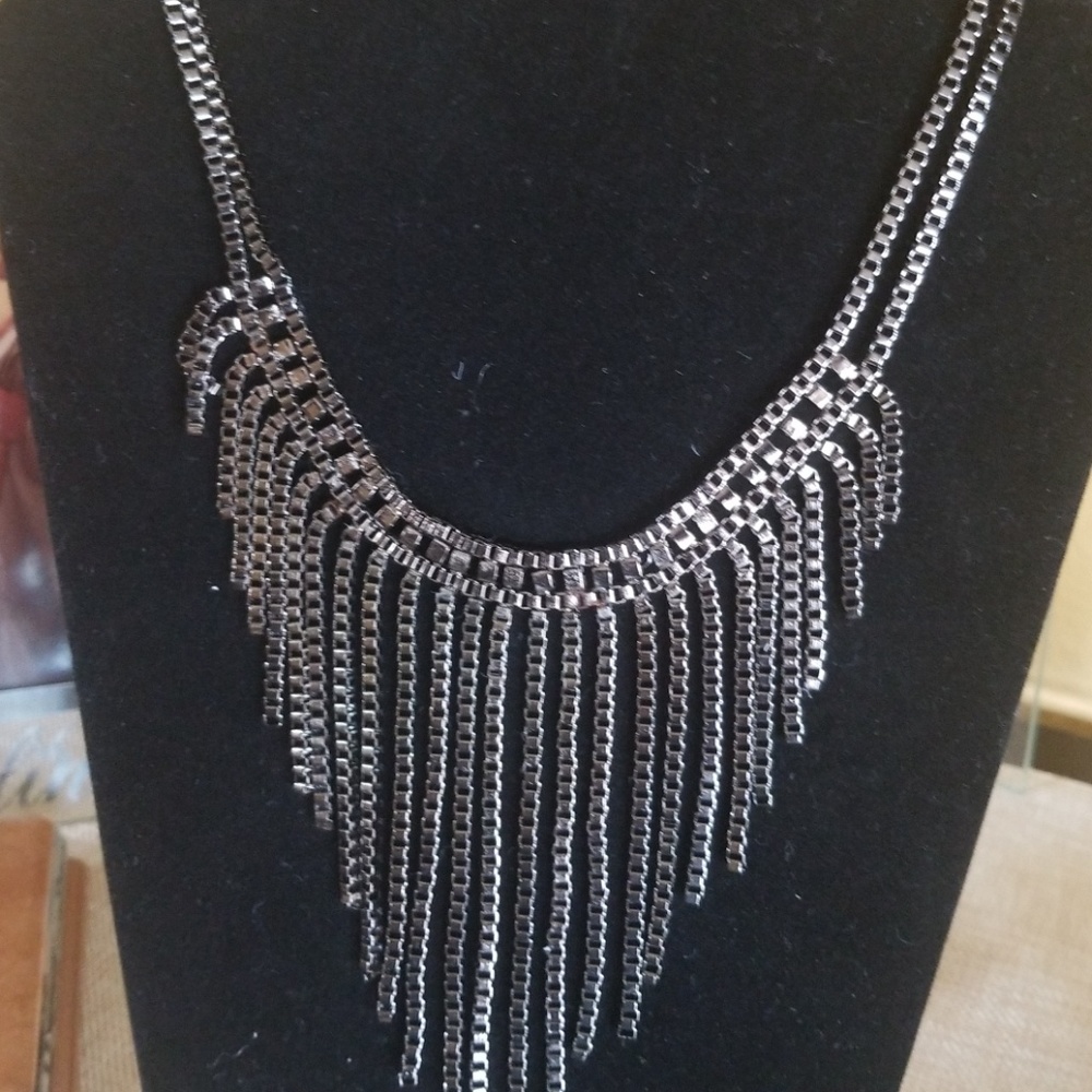 Necklace - Picture 3 of 4